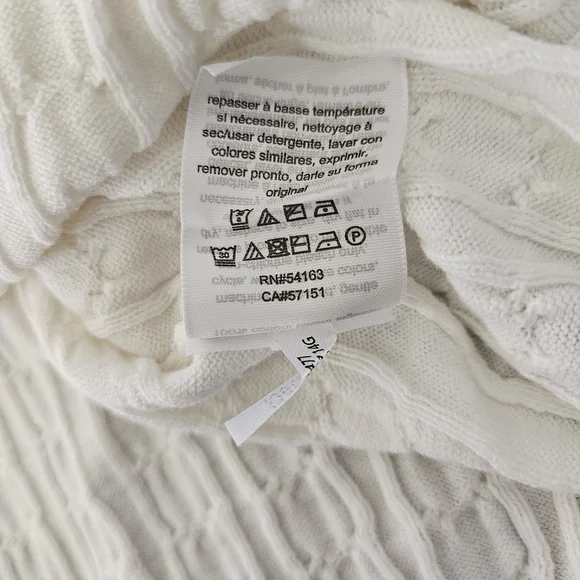Tommy Hilfiger White Cable Knit Sweater - Picture 15 of 16